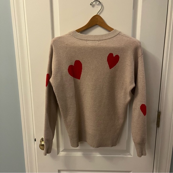 Tahari Beige Sweater with Red Hearts - Picture 2 of 6